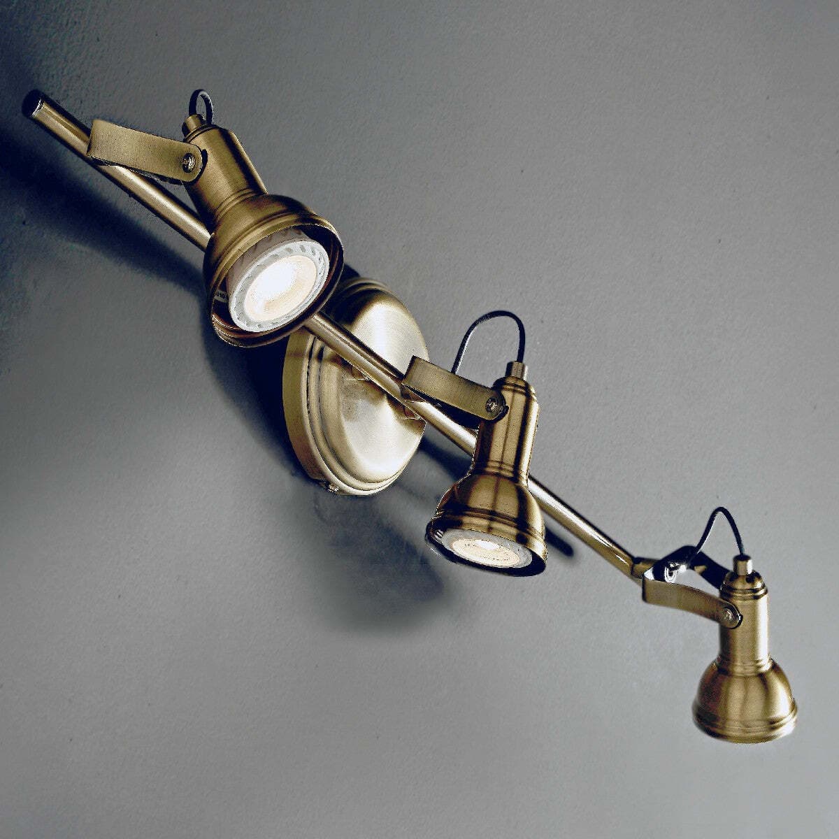 Faretto-spot-rustico-Illuminando-OLD-3-LED-lampada-parete-soffitto-classico-metallo-brunito-orientabile-21W-3000°K-1440LM-GU10