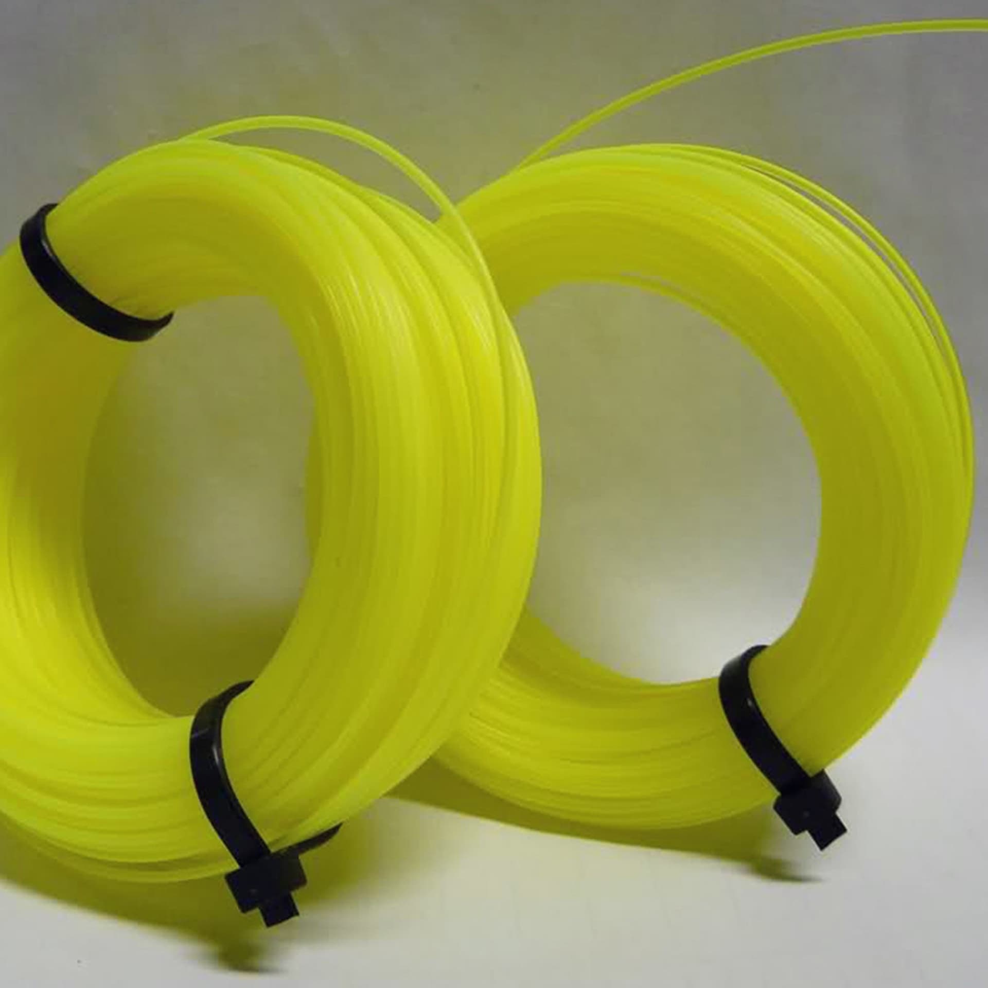 Filo-Decespugliatore-In-Nylon-Bobina-Rinforzata-Tondo-ø-4.0mm-X-20-Metri-Giallo