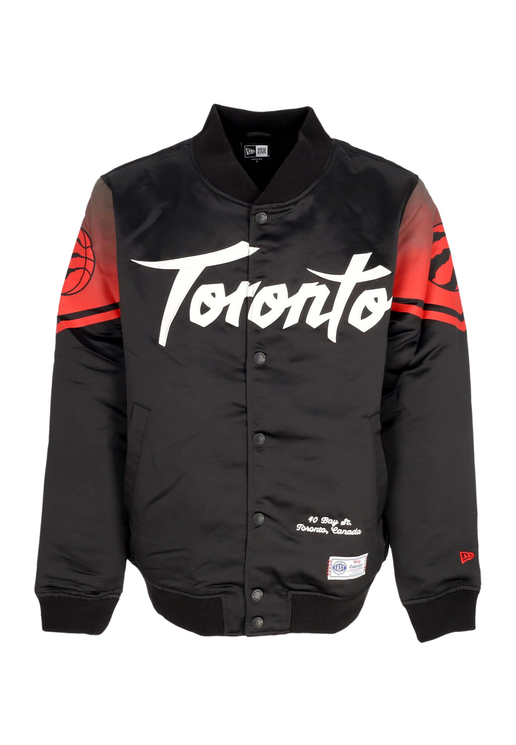 NEW ERA Giubbotto Bomber Uomo Nba Ce Snap Satin Jacket Torrap Black/original Team Colors da uomo in Giacche Drestige - Casamassima, commercioVirtuoso.it