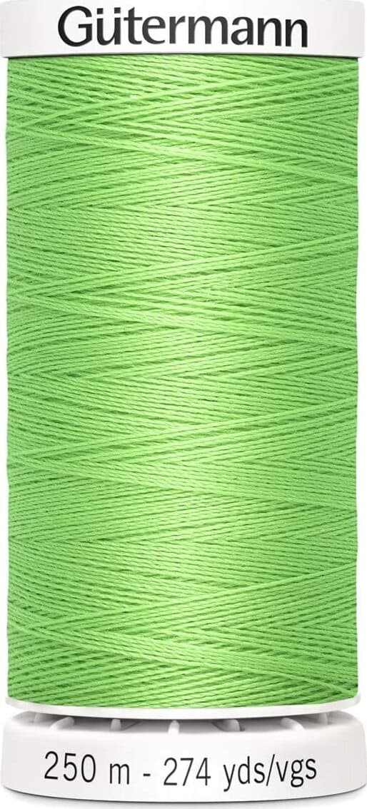 GUTERMANN---250mt---FILO-PER-CUCITO-100%-POLIESTERE---COLORE-VERDE-PRIMAVERA-153