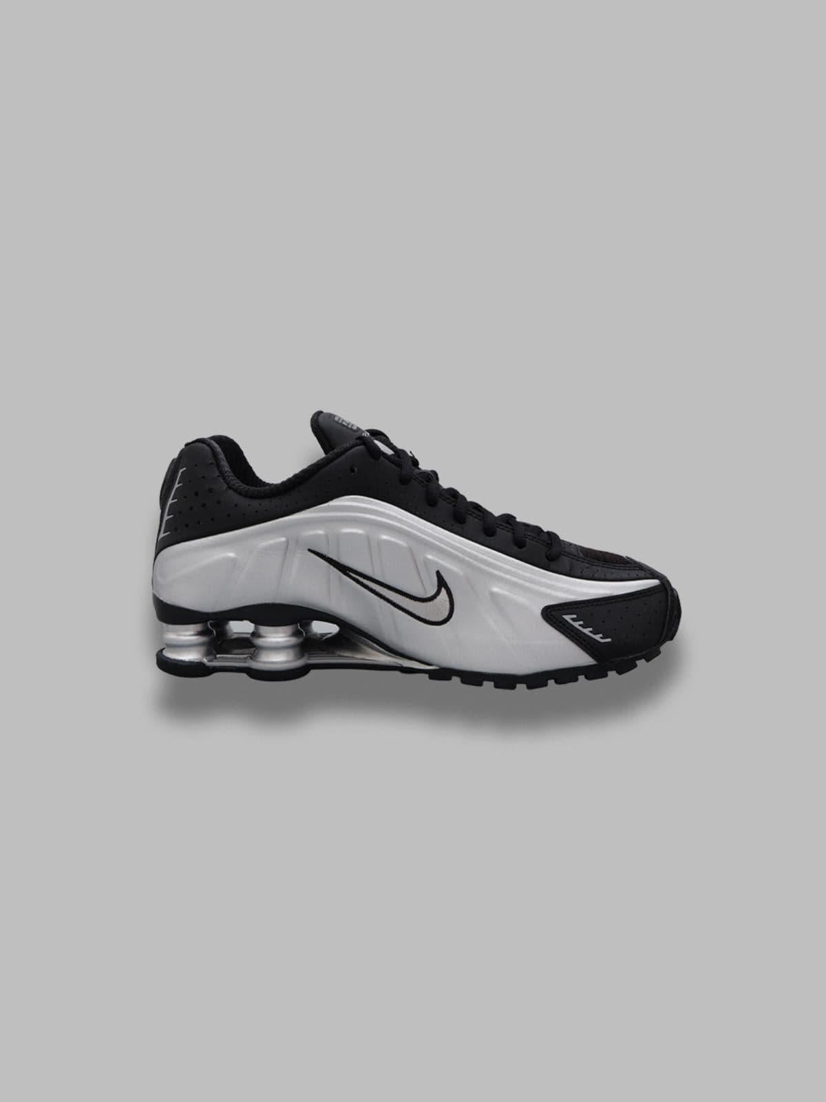 Nike nike shox r4 da uomo in Sneaker casual Drestige - Casamassima, commercioVirtuoso.it