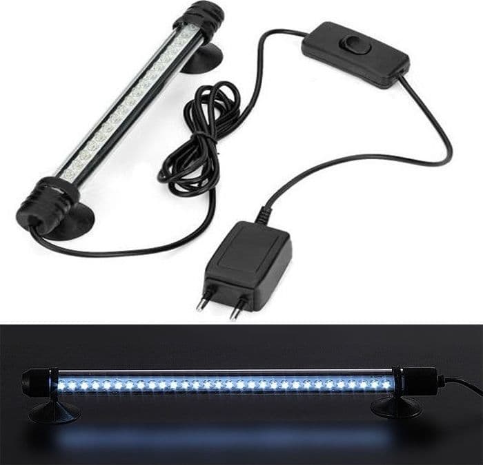 LAMPADA D05 A LED BIANCO IMMERGIBILE PER ACQUARI 50 CM 2 W ACQUA CON VENTOSE Prodotti per animali domestici/Pesci e animali d'acqua/Illuminazione per acquario Trade Shop italia - Napoli, Commerciovirtuoso.it