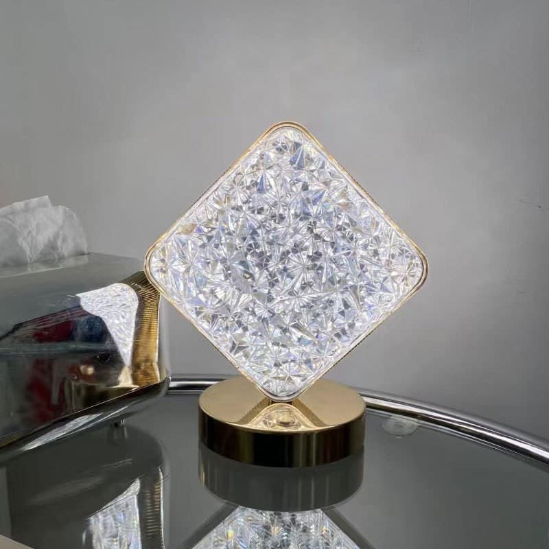 Lampada Da Tavolo A Forma Di Diamante Ricaricabile Touch 3 Intensit? Di Luce Illuminazione/Illuminazione per interni/Lampade/Lampade da tavolo e abat-jour Trade Shop italia - Napoli, Commerciovirtuoso.it