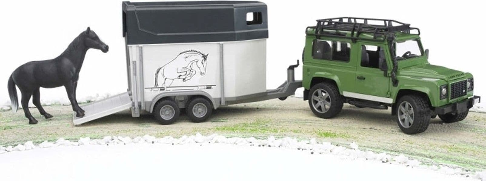 Land-Rover-Defender-Stationwagon-con-Rimorchio-Bruder