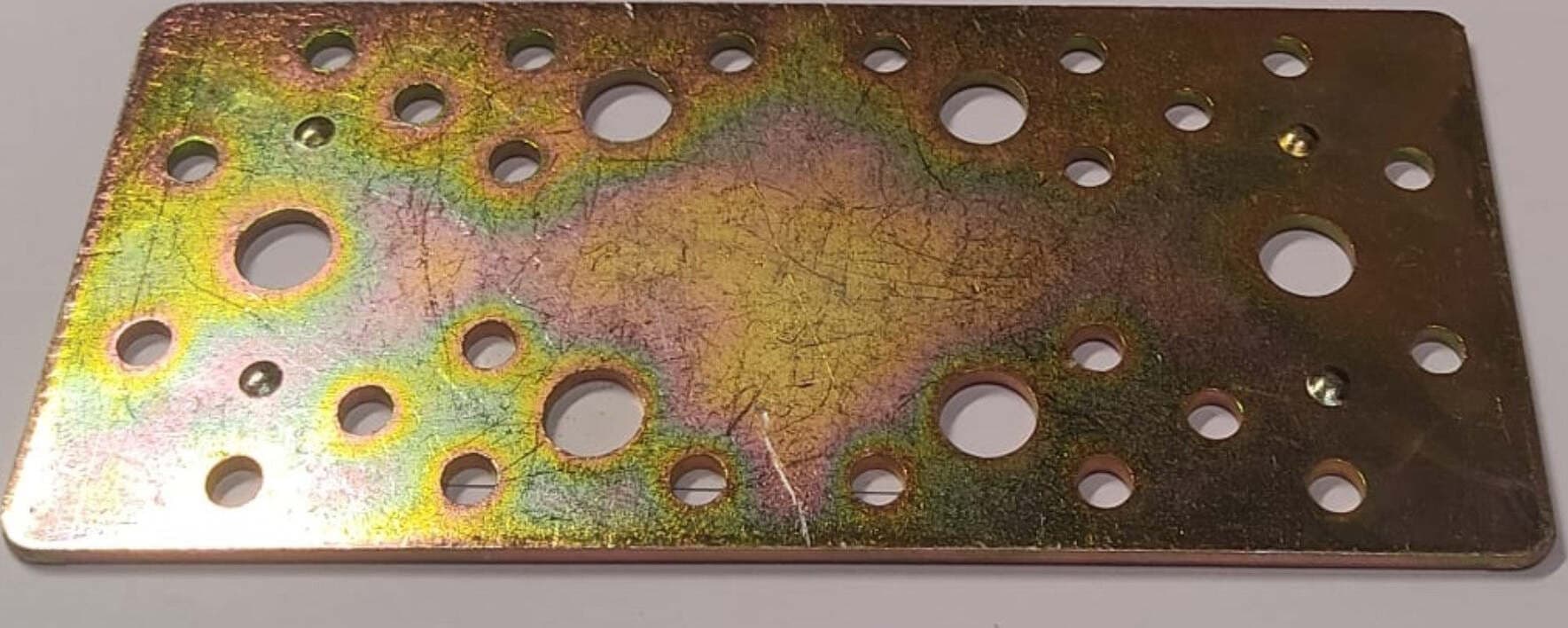 LASTRINA-PIANA-DI-GIUNZIONE-CON-ANGOLI-ARROTONDATI-90x200x3MM---IN-ACCIAIO-TROPICALIZZATO