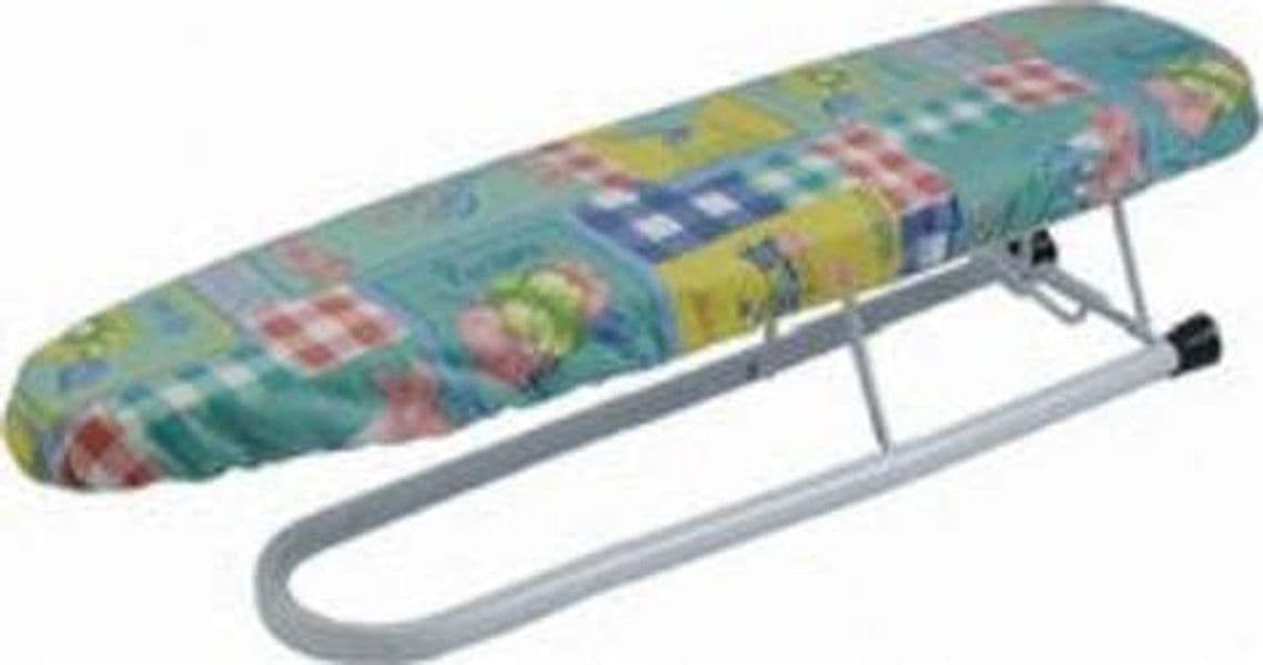 LELIT-Stiramaniche-Pieghevole-Assortito-PA062---Praticità-e-Stile-in-Cucina