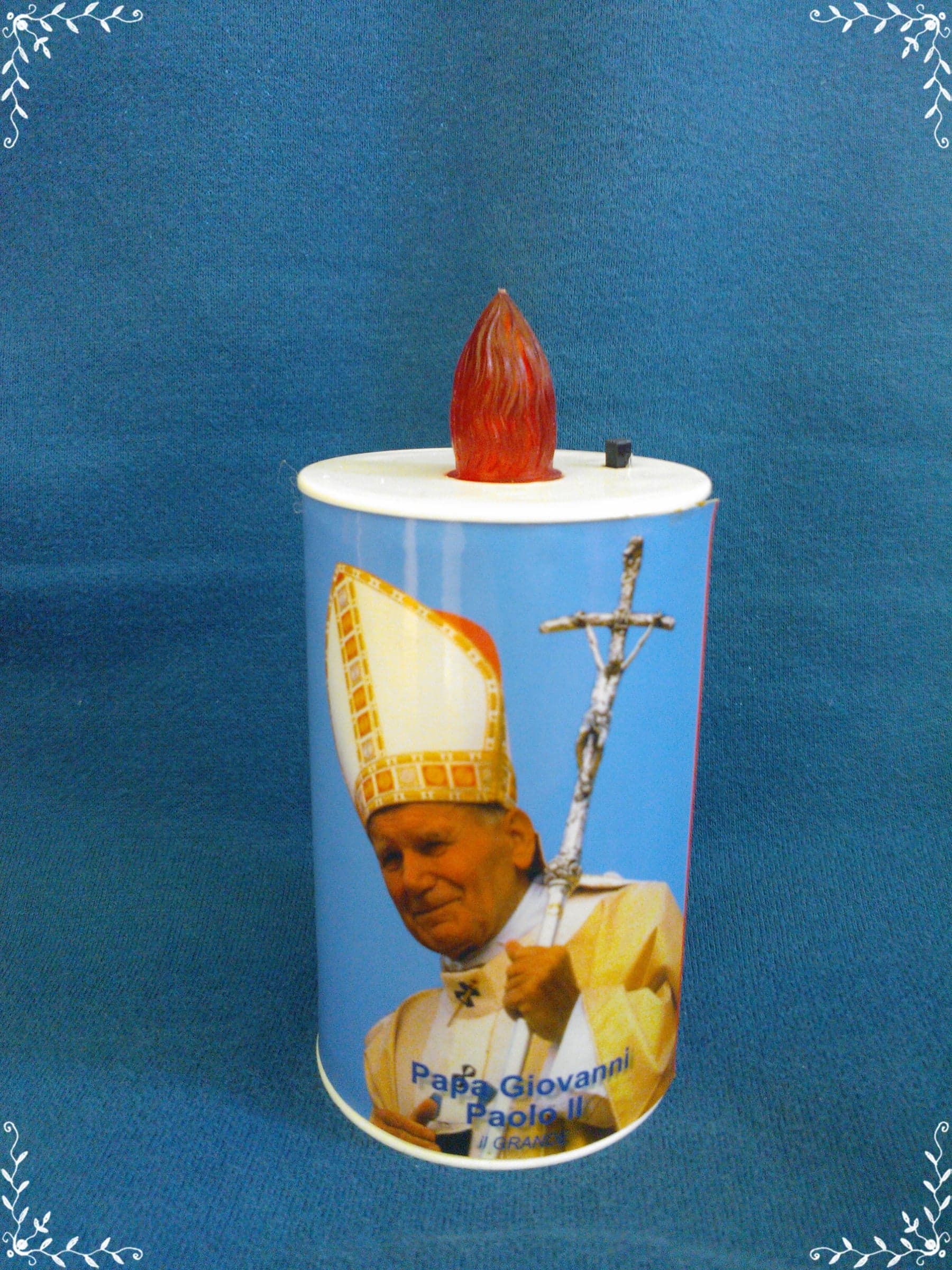 LUMINO VOTIVO CON BATTERIE ED INTERRUTTORE in Candele LED Fatma - Giugliano in Campania, commercioVirtuoso.it