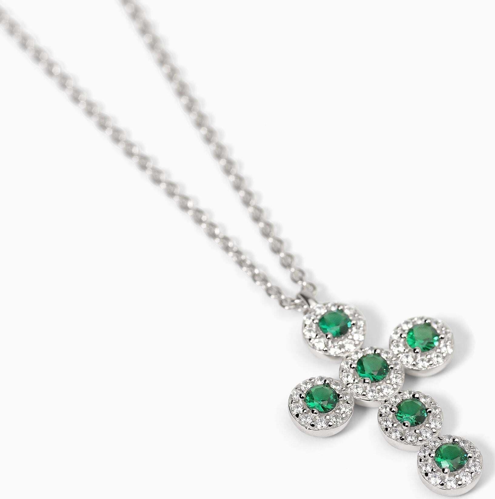 MABINA---Girocollo-in-argento-con-ciondolo-croce-e-smeraldi-sintetici-MILANESIENNE