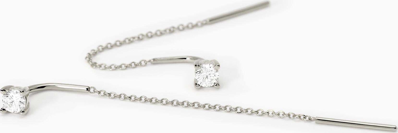MABINA---Orecchini-pendenti-in-argento-con-punto-luce-SHINY