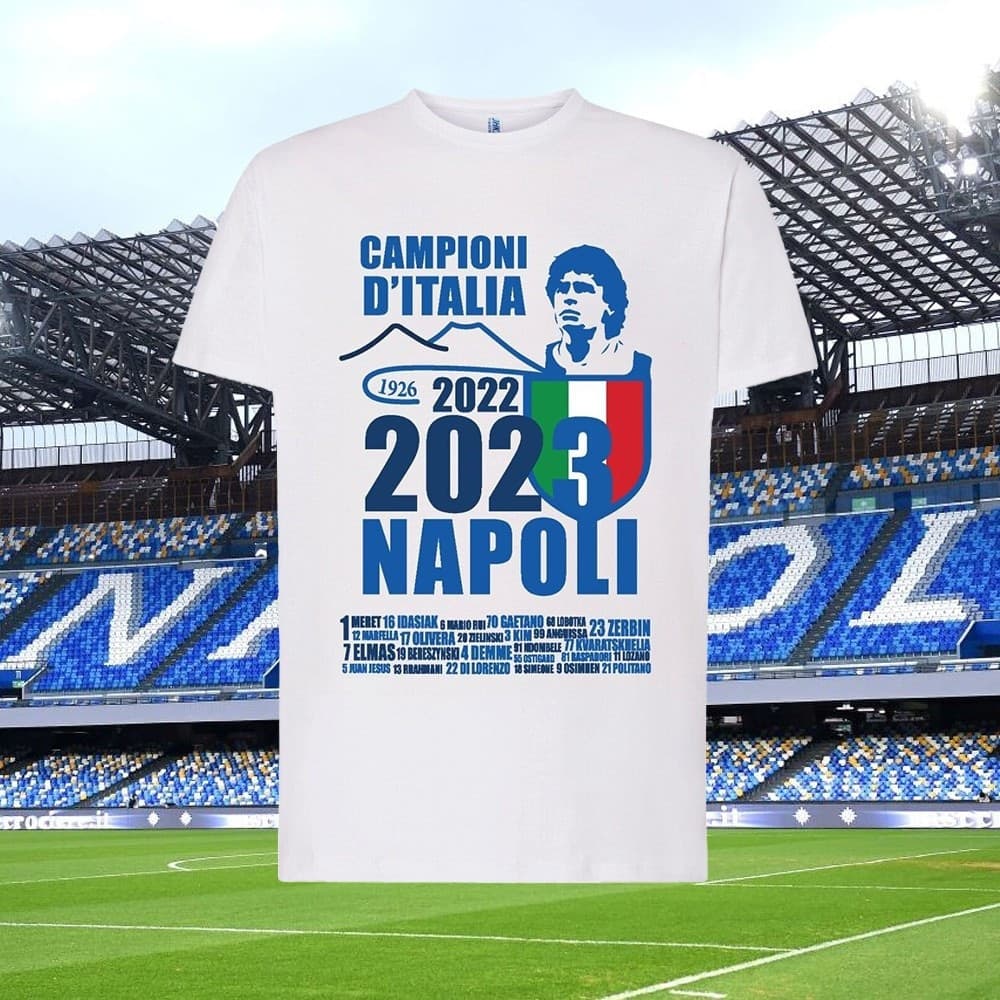 Maglietta Ssc Napoli Tshirt Bianca Con Stampa Campioni D'italia 2023 Calcio Sport e tempo libero/Fan Shop/Calcio/Abbigliamento/Maglie/Uomo Trade Shop italia - Napoli, Commerciovirtuoso.it