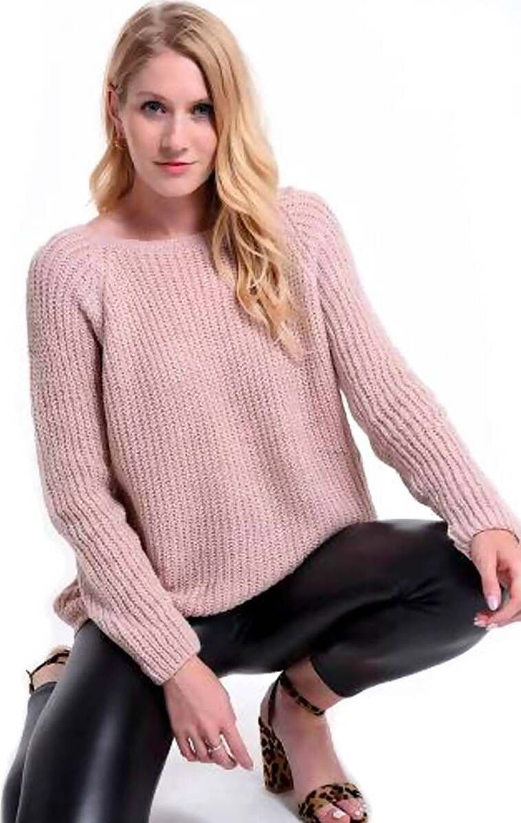 Maglione invernale Donna lavorato a maglia con scollo a barchetta tinta unita Beige o Nero Tg.Unica Made In Italy