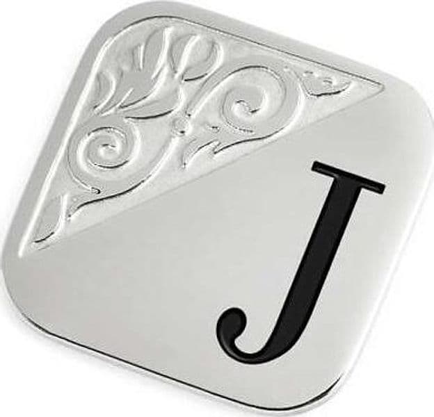 Marlù-Piastrina-quadrata-con-lettera-changy