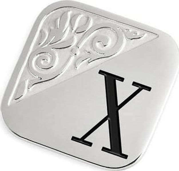 Marlù-Piastrina-quadrata-con-lettera-changy