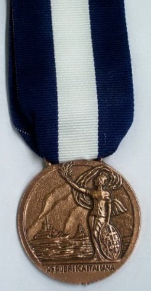 Medaglia Lunga Navigazione Marina Oro Argento Bronzo made in Italy Sport e tempo libero/Accessori/Trofei medaglie e premi/Medaglie Il Distintivo - Pesaro, Commerciovirtuoso.it