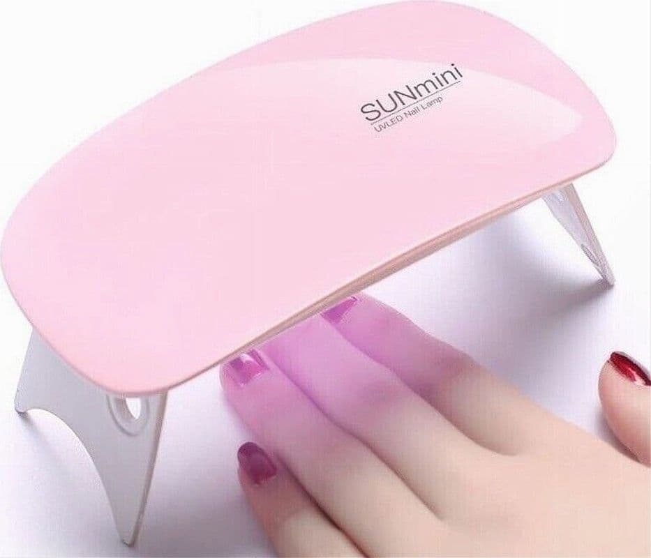 MINI LAMPADA UV LED FORNETTO RICOSTRUZIONE UNGHIE PER GEL UNGHIE MINI PORTATILE in Asciuga unghie e lampade UV Trade Shop italia - Napoli, commercioVirtuoso.it