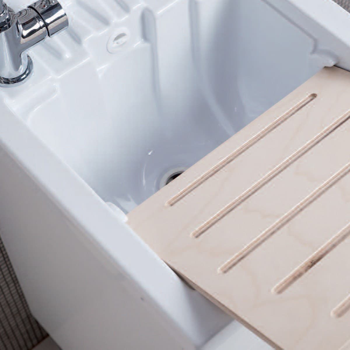 Mobile-lavanderia-bianco-opaco-50x45-con-lavabo-in-ABS