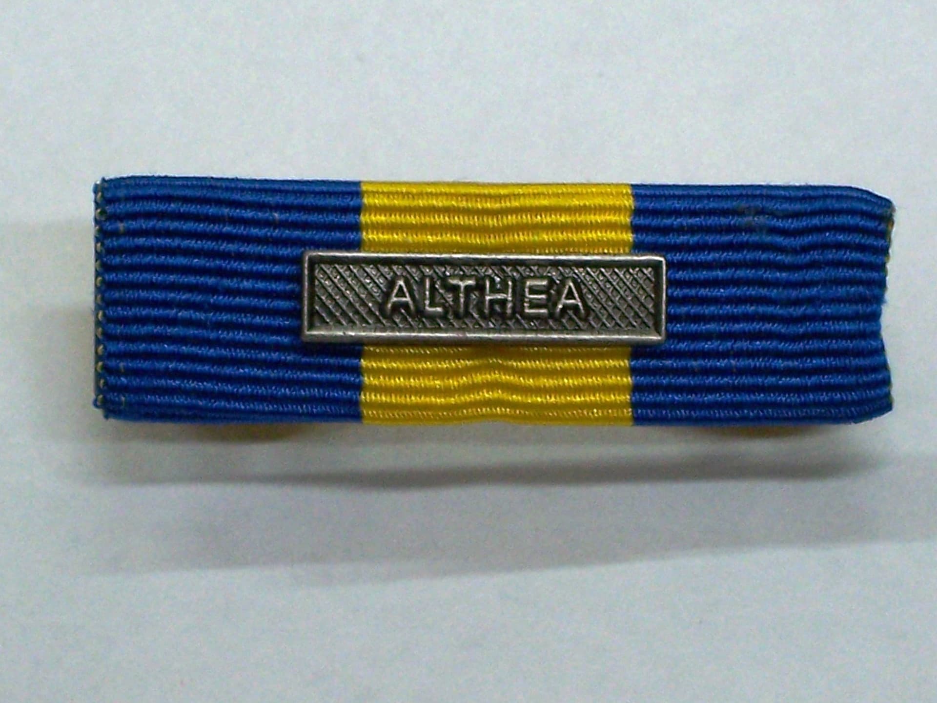 Nastrino Da Petto Per Decorazione Althea Sport e tempo libero/Accessori/Trofei medaglie e premi/Medaglie Il Distintivo - Pesaro, Commerciovirtuoso.it