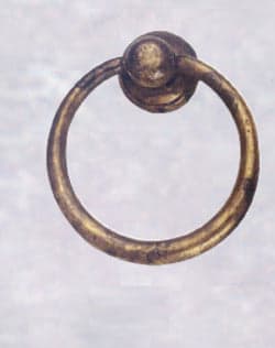 ORECA---1-MANIGLIA-AD-ANELLO-STILE-LIBERTY-IN-OTTONE-D40mm-40X46mm