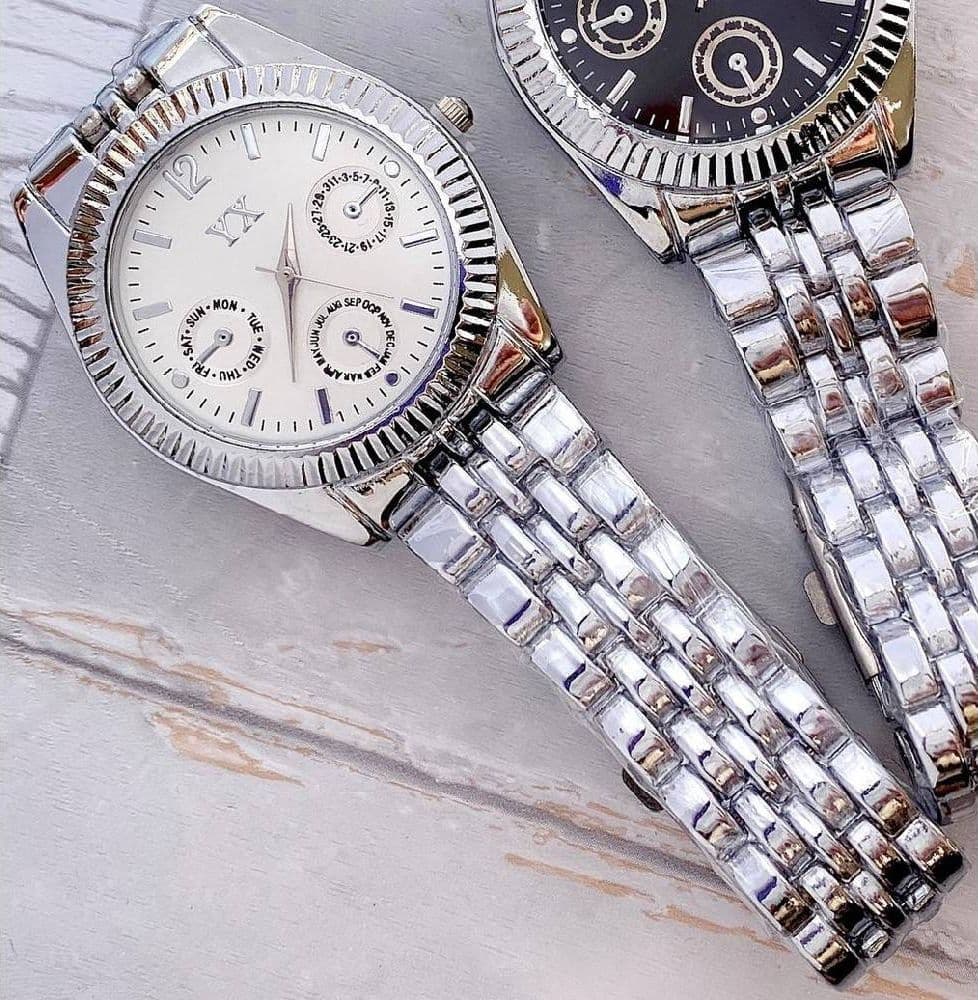 Orologio Da Polso Yx Uomo Analogico Calendario Elegante Silver Quadrante Bianco Abbigliamento e Accessori > Orologi e gioielli > Orologi Uomo Trade Shop italia - Napoli, Commerciovirtuoso.it