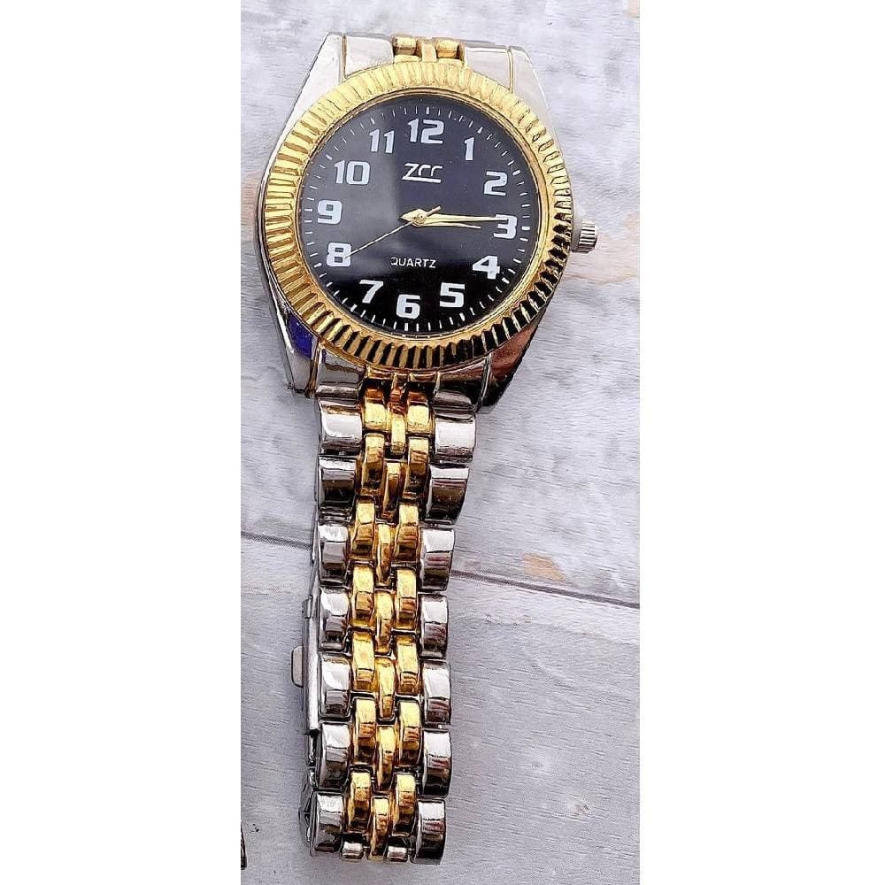 Orologio Da Polso Zcc Uomo Quarzo Acciaio Analogico Casual Bicolore Fondo Nero Abbigliamento e Accessori > Orologi e gioielli > Orologi Uomo Trade Shop italia - Napoli, Commerciovirtuoso.it
