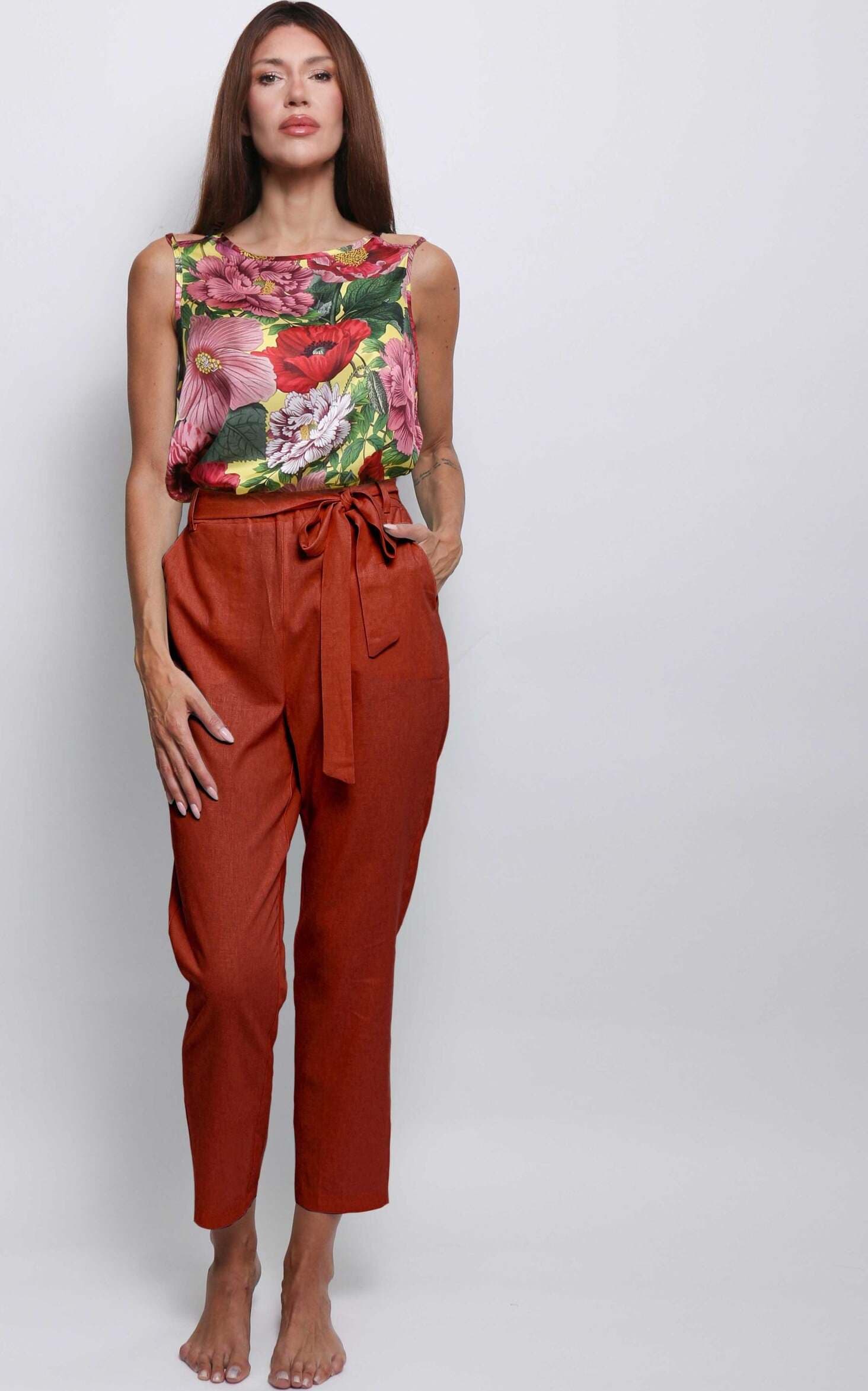 Pantalone-con-pinces-corallo