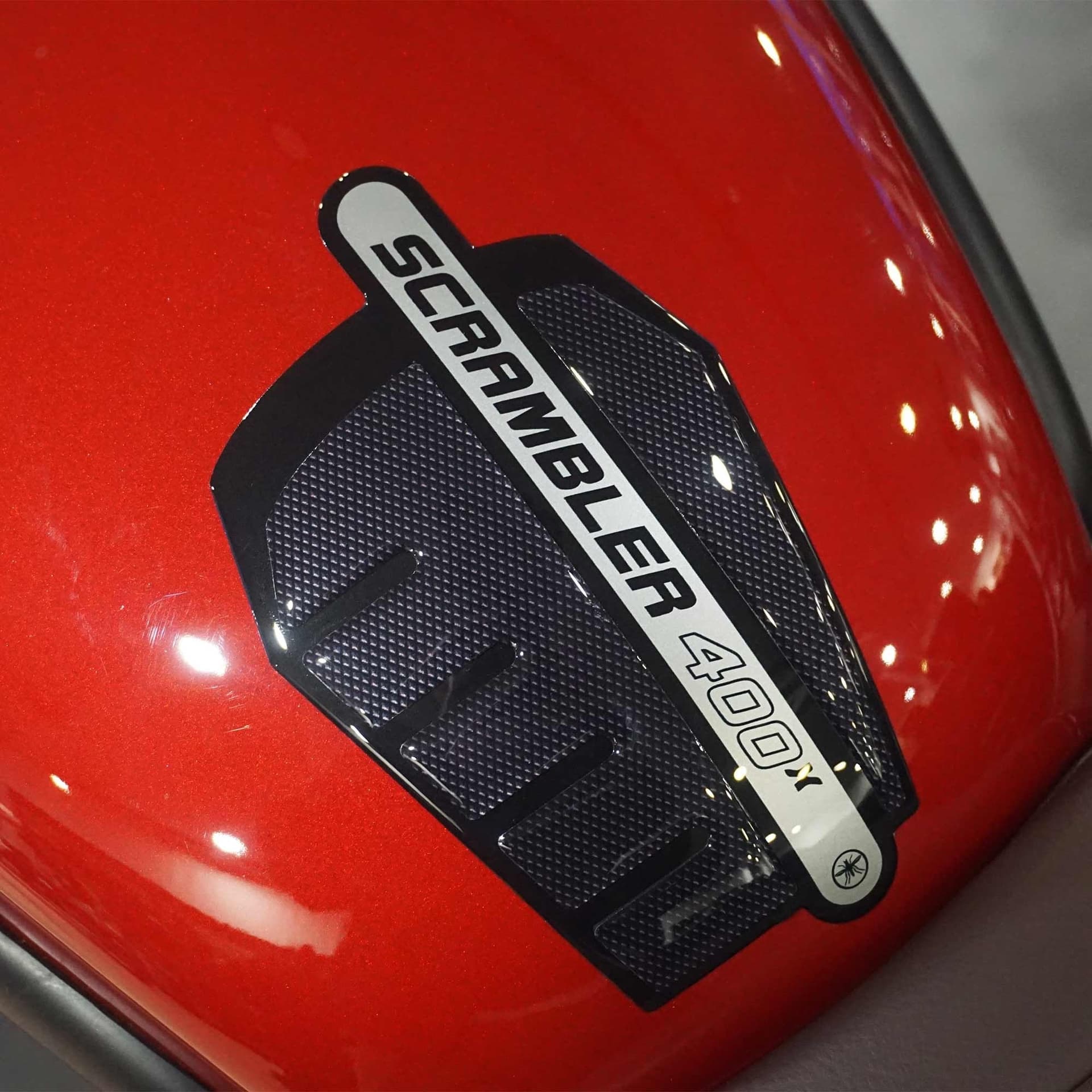 Paraserbatoio-Adesivo-3D-serbatoio-moto-compatibile-con-Triumph-Scrambler-400-X