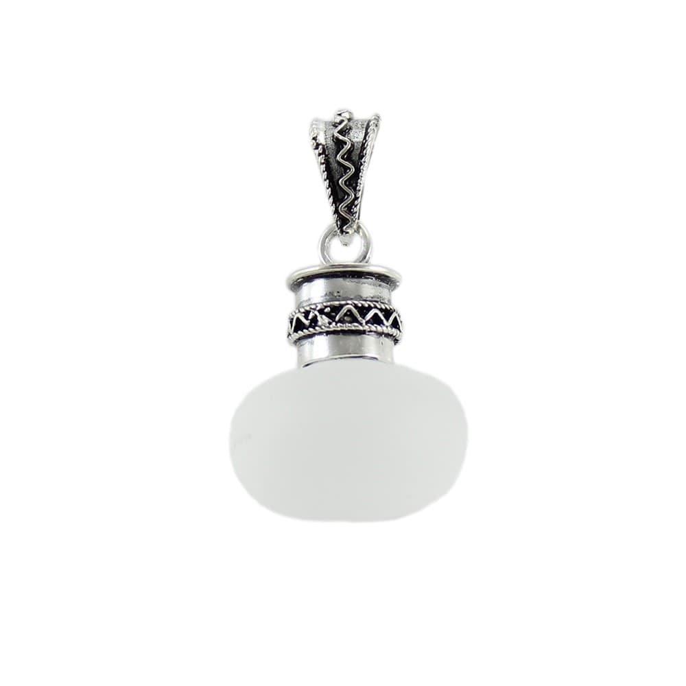 Pendente Preda de Latte in argento brunito e pasta di vetro opalina grande in Medaglioni Gioielleria Saba - Dolianova, commercioVirtuoso.it