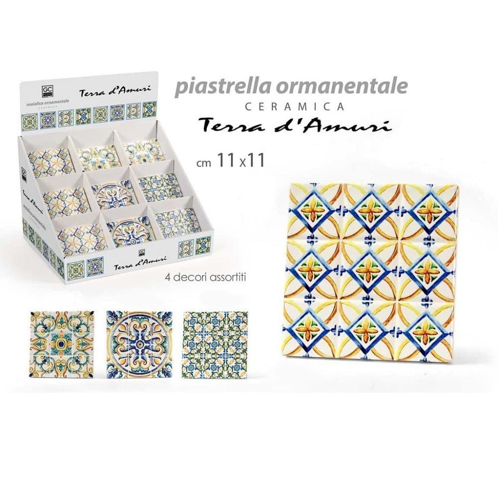 Piastrella Ornamentale Ceramica 11x11 Cm Terra D'amuri 4 Decori Assortiti 820854 Fai da te/Pitture trattamenti per pareti e utensili/Adesivi per piastrelle Trade Shop italia - Napoli, Commerciovirtuoso.it
