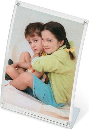 Portadepliant A6 con angoli magnetici - Lebez Cancelleria e prodotti per ufficio/Archivio ufficio e accessori per scrivania/Accessori da scrivania e archiviazione/Portabrochure Eurocartuccia - Pavullo, Commerciovirtuoso.it