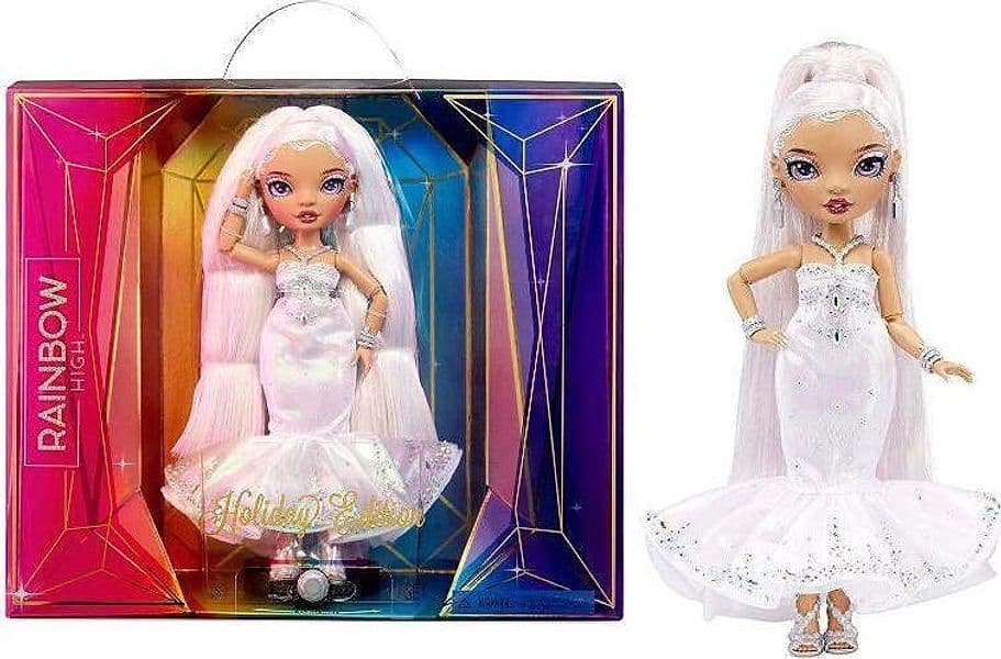 Rainbow-High-Holiday-Edition-Roxie-Grand-Mga