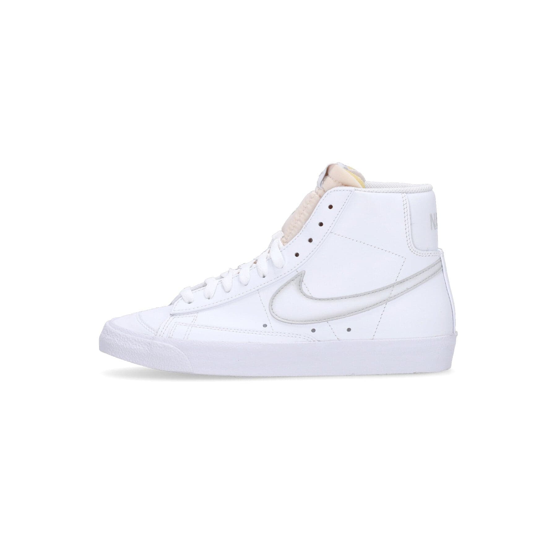 Nike Scarpa Alta Uomo Blazer Mid 77 Vintage White/photon Dust/white da uomo in Scarpe da Basket da donna Drestige - Casamassima, commercioVirtuoso.it