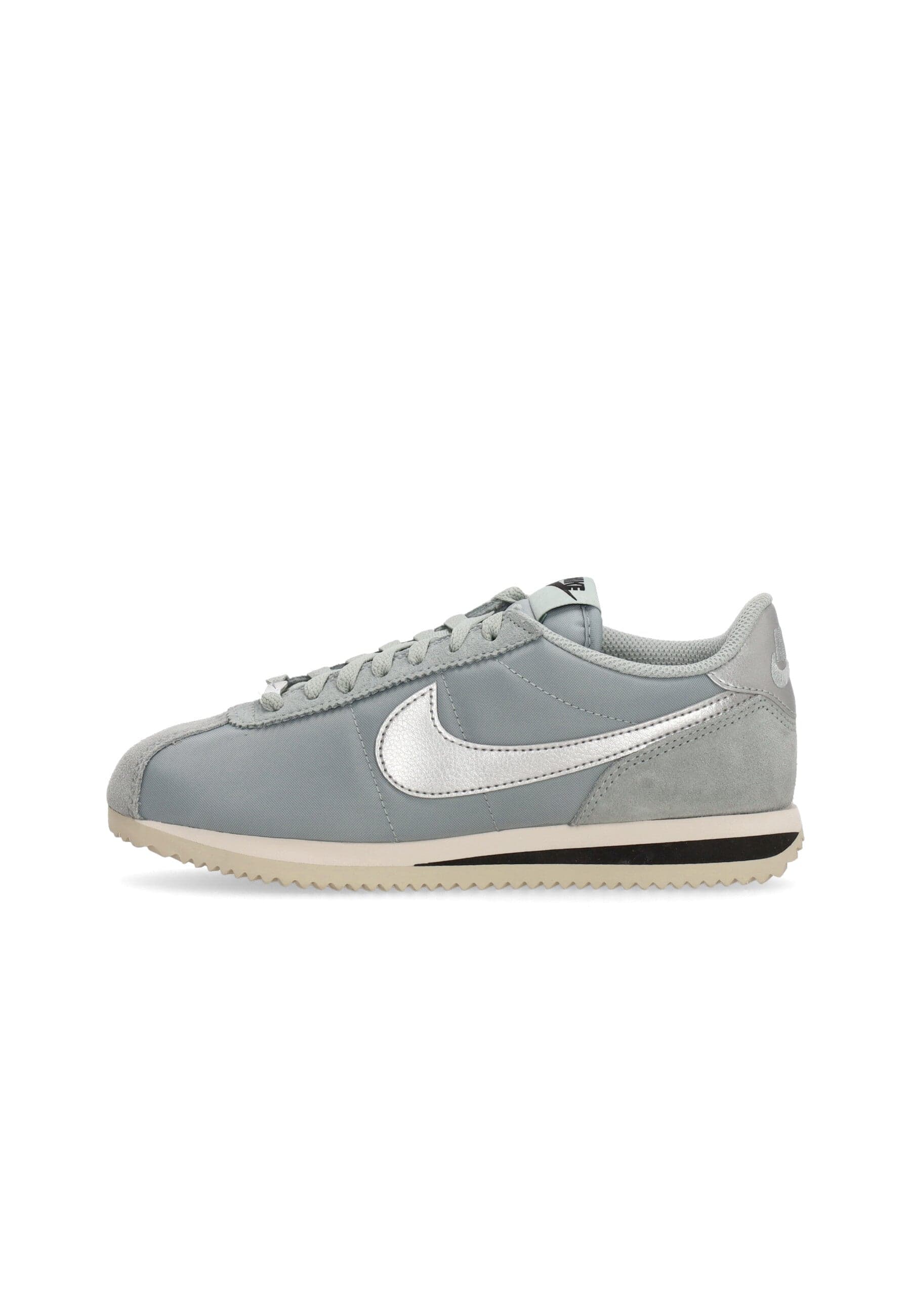 Nike Scarpa Bassa Donna W Cortez Light Pomice/metallic Silver da donna in Sneaker casual Drestige - Casamassima, commercioVirtuoso.it