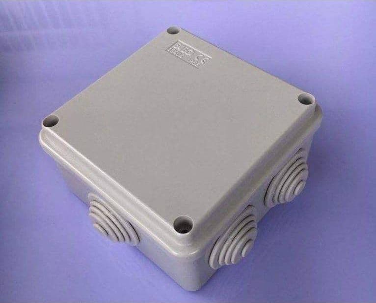 Scatola-Stagna-Di-Derivazione-Passacavi-Coperchio-Con-Viti-100x100x50mm-Ip55