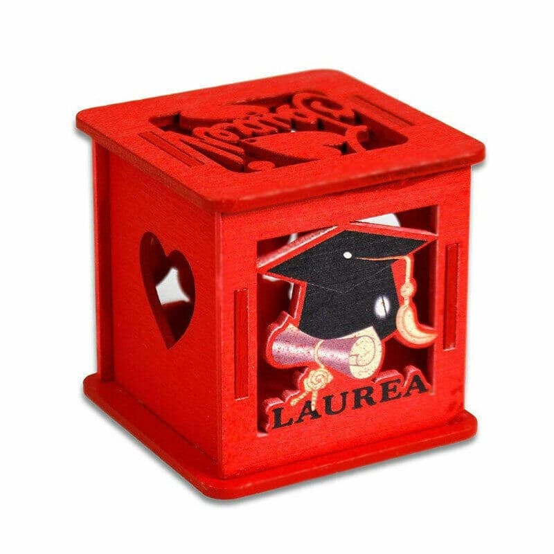 12 Cubo In Legno Rosso Con Coperchio Apribile Porta Confetti Bomboniera Laurea Casa e cucina/Hobby creativi/Materiali per hobby creativi/Forniture per feste/Bomboniere Trade Shop italia - Napoli, Commerciovirtuoso.it
