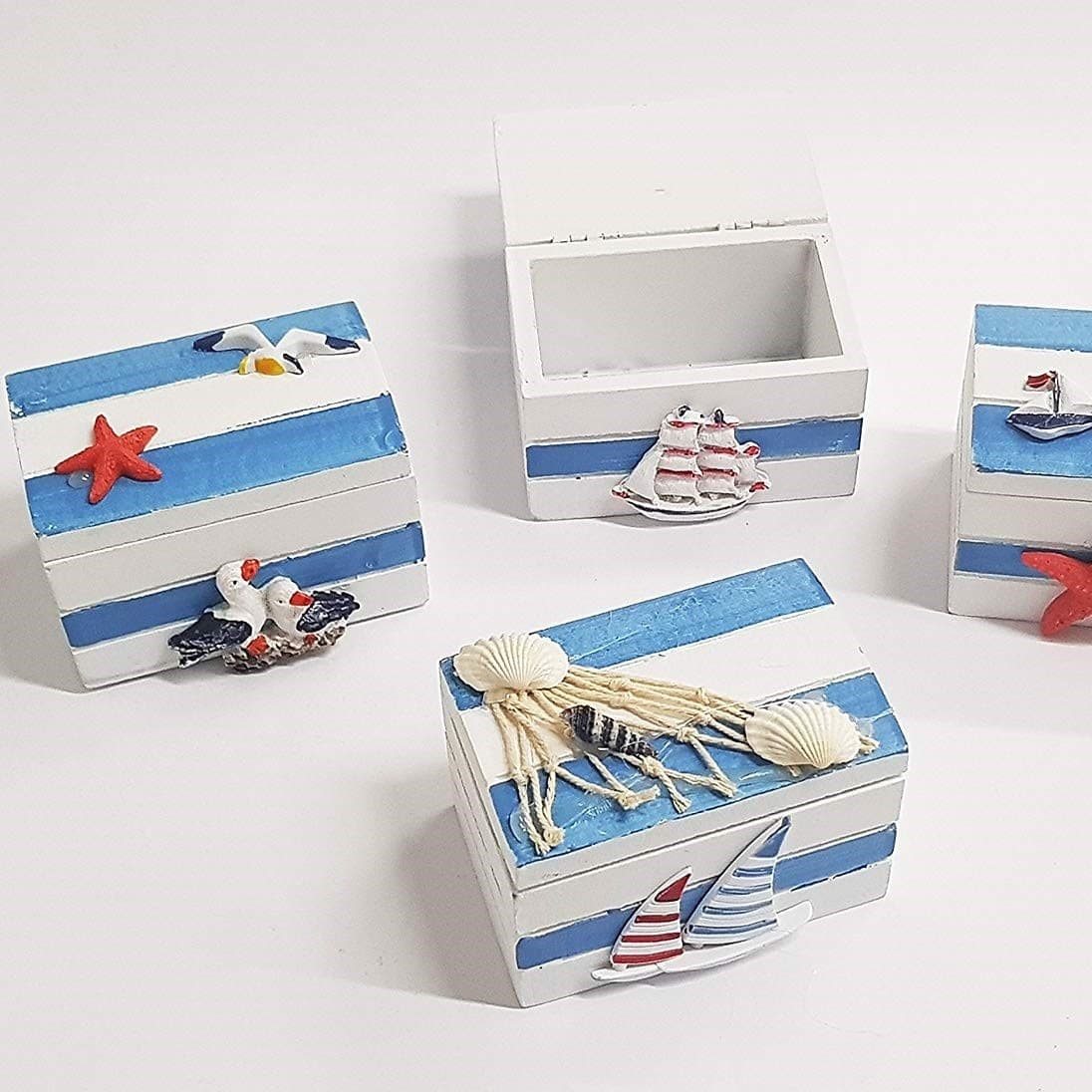 Scatolina Scatola 9x6x6cm Timone Shabby Stile Marino Porta Confetti Bomboniera Casa e cucina/Hobby creativi/Materiali per hobby creativi/Forniture per feste/Bomboniere Trade Shop italia - Napoli, Commerciovirtuoso.it