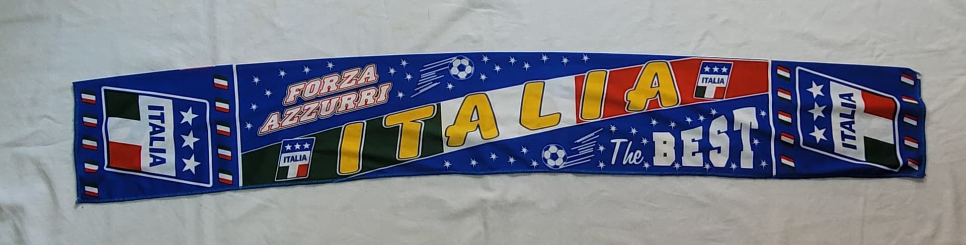 Sciarpa Leggera Italia Da Stadio Tifosi Sport e tempo libero/Fan Shop/Calcio/Abbigliamento/Sciarpe e scialli Il Distintivo - Pesaro, Commerciovirtuoso.it