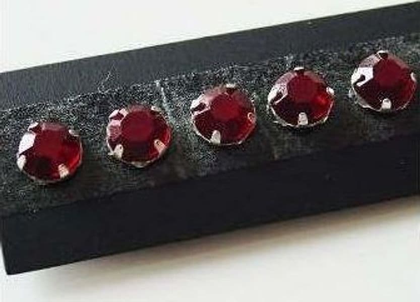 Segnale-rosso-perline-di-cristallo-5-mm
