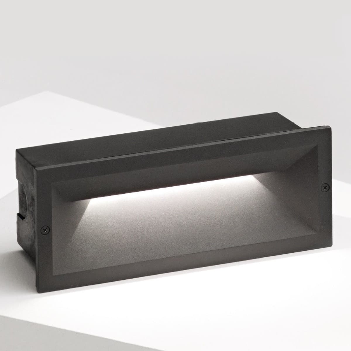 Segnapasso-Gea-Led-OHRM-GES350-LED-alluminio-policarbonato-lampada-parete-incasso-rettangolare-moderno-IP65