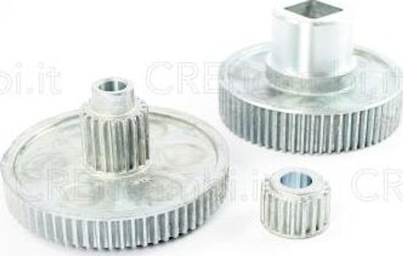 Serie-Ingranaggi-per-Passapomodoro-N.5,-Tritacarne-12,-22,-32,-20720,-20130,-20430,-9601N,-Impastatrice-N.5