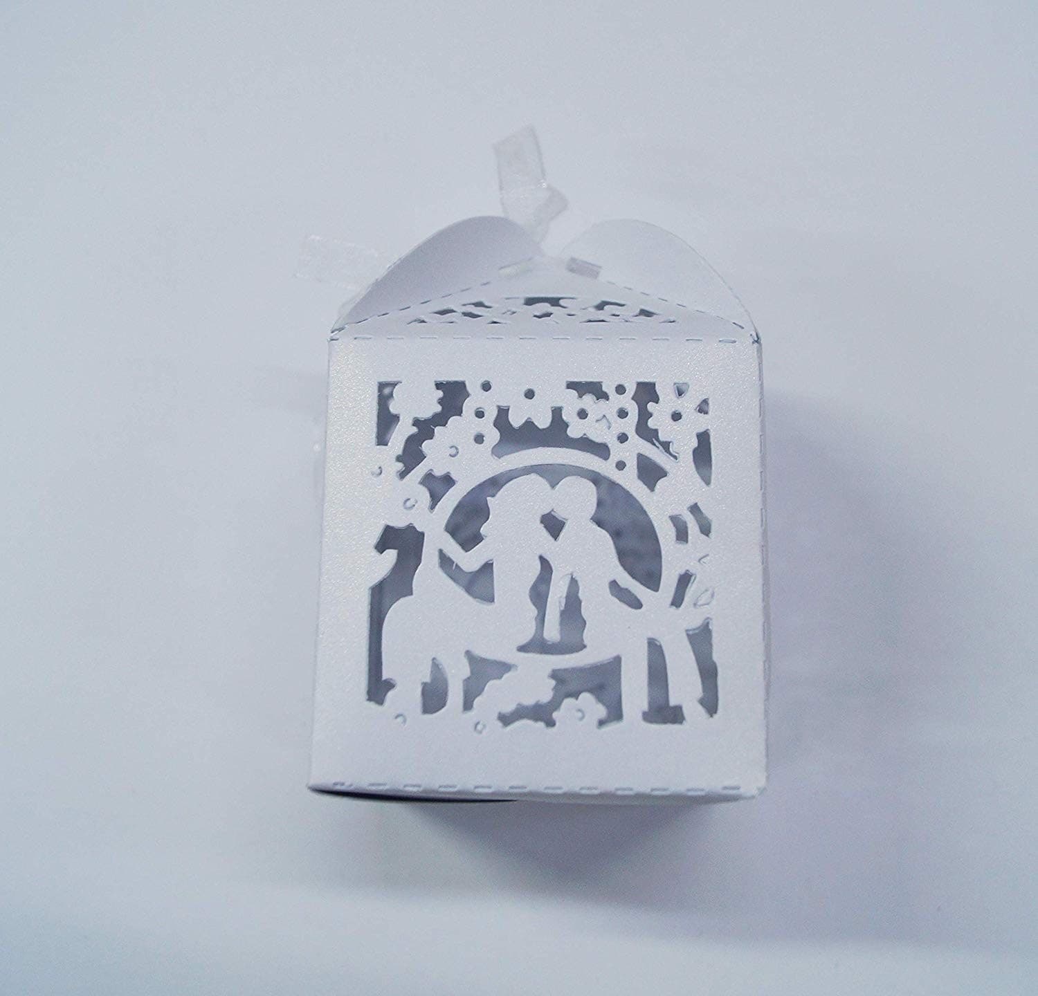 Set 12 Pezzi Bomboniera Bomboniere Scatola Sposi Bianco 5.5x5.5x8cm Matrimonio Casa e cucina/Hobby creativi/Materiali per hobby creativi/Forniture per feste/Bomboniere Trade Shop italia - Napoli, Commerciovirtuoso.it