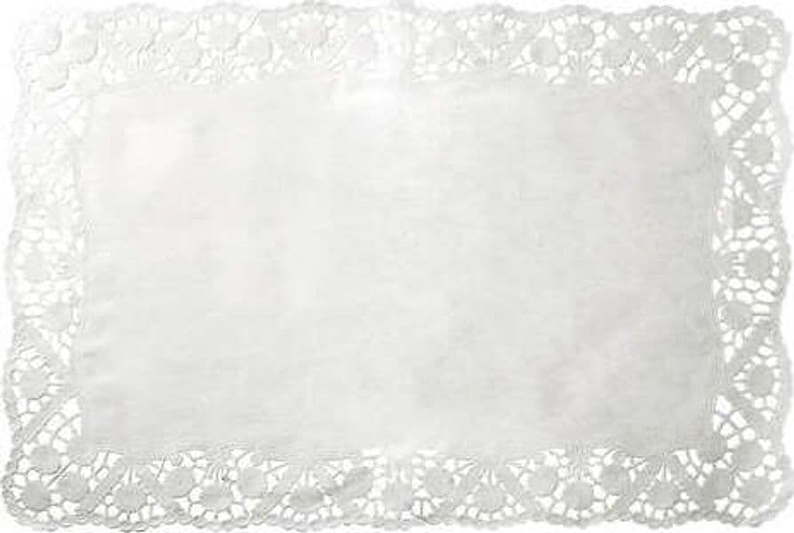 Set-15-Sottotorta-monouso-Rettangolari-con-pizzo-in-Carta-Ghidini