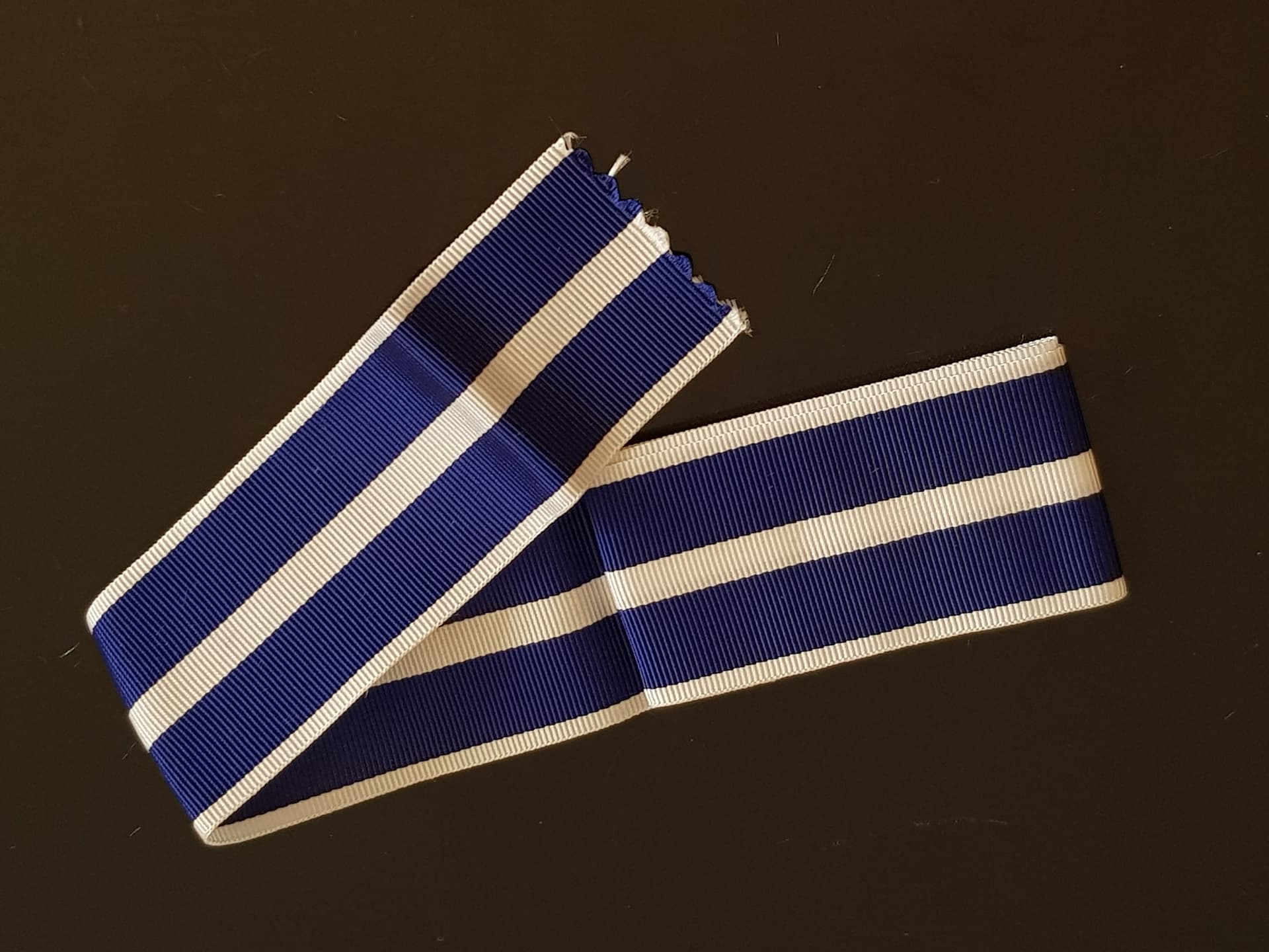Solo Nastro Per Decorazione Kosovo Nato Nastro Commemorativo Nato Kosovo Sport e tempo libero/Accessori/Trofei medaglie e premi/Medaglie Il Distintivo - Pesaro, Commerciovirtuoso.it