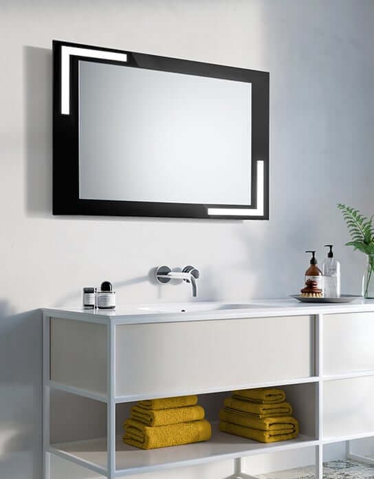 Specchio Rettangolare LED Con Cornice Nera Elegante - W-ARWB in Specchi da parete Shopbagno.it - Roma, commercioVirtuoso.it