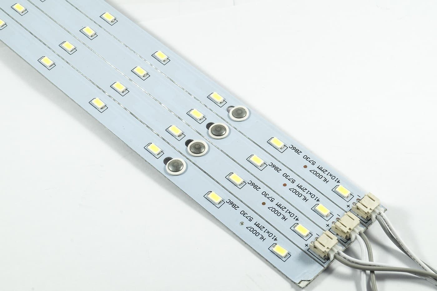 Striscia Led Rigida Calamitata Barra Kit Plafoniera Lampada Neon Luce Strip in Strisce LED Trade Shop italia - Napoli, commercioVirtuoso.it
