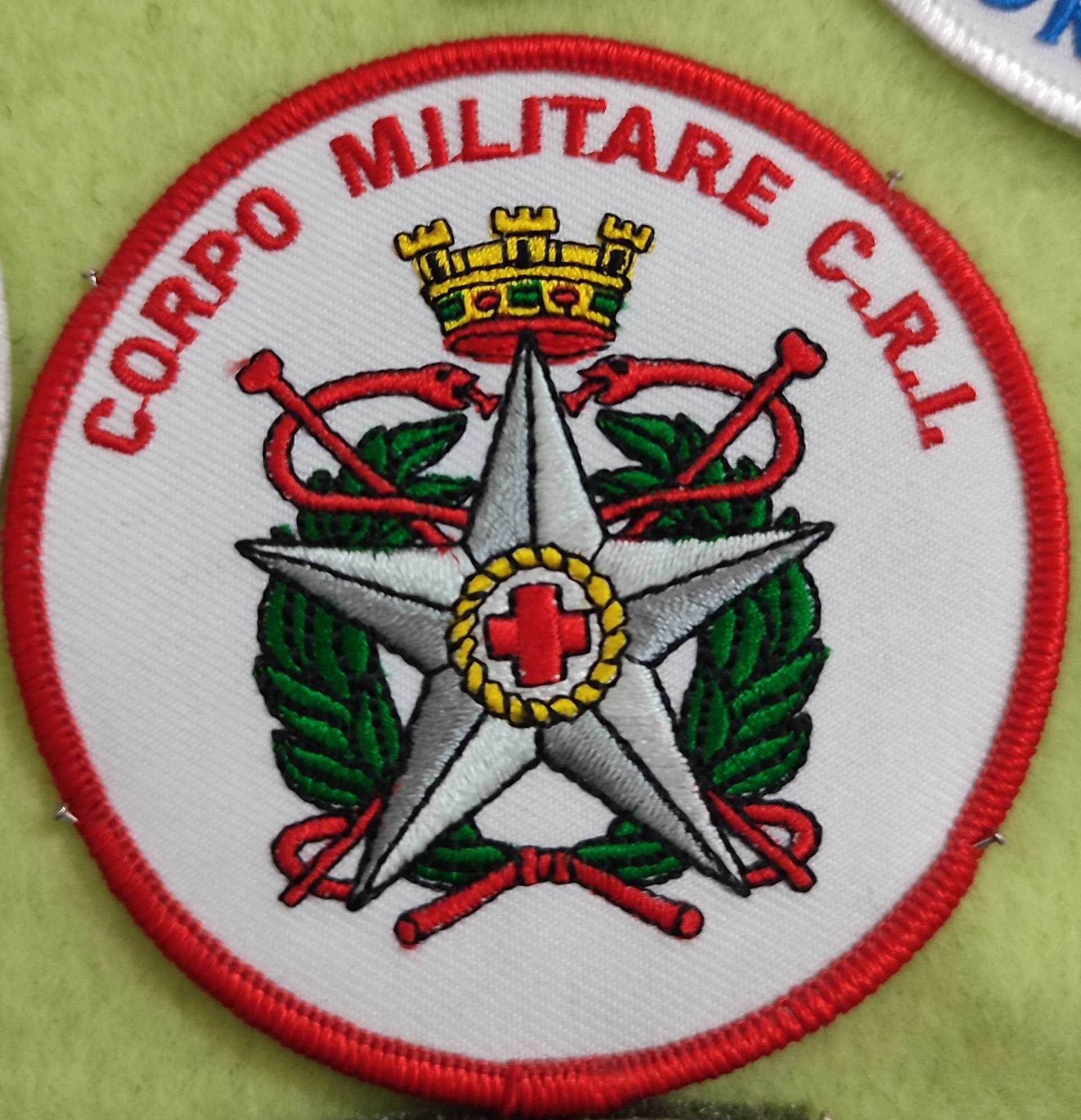 Toppa Cri Corpo Militare Patch 7 Cm Sport e tempo libero/Fan Shop/Abbigliamento/Accessori/Toppe Il Distintivo - Pesaro, Commerciovirtuoso.it