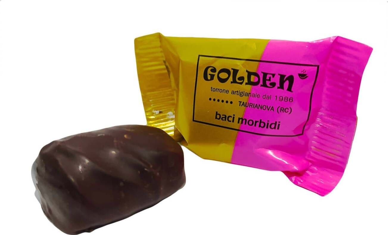 Torroni Baci morbidi artigianali 500gr. Torroncini Cioccolatini Ricoperti Cioccolato Fondente 62% Con Rum e Nocciole 20/25 pezzi Incartati Singolarmente Golden