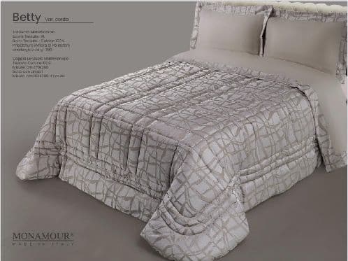 Trapunta matrimoniale invernale Mon Amour art. Betty Sopra tessuto: PL Sotto tessuto: cotone 100% imbottitura in fibra di poliestere anallergica da gr.350 Casa e cucina/Tessili per la casa/Biancheria da letto/Coperte e trapunte/Trapunte Biancheria Arredo Home - Nola, Commerciovirtuoso.it