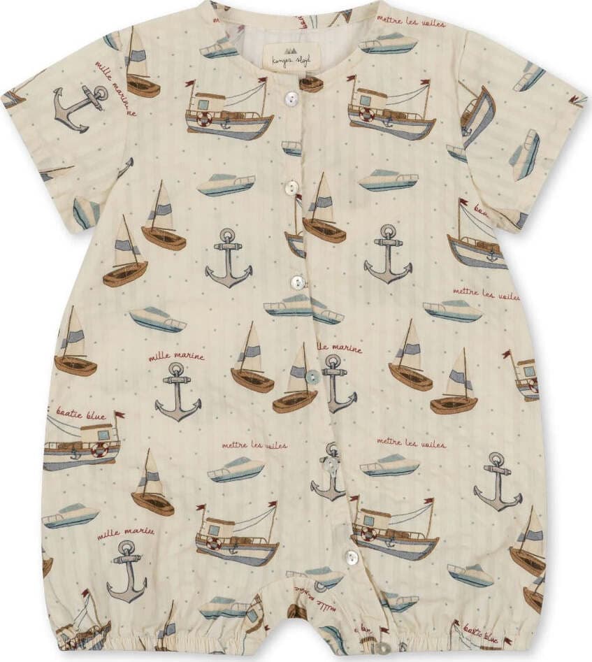 Tutina-Konges-Slojd-Ace-SAIL-AWAY