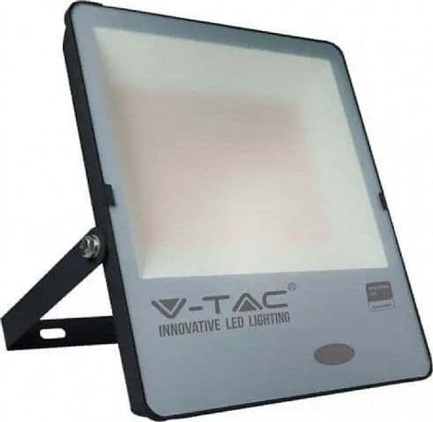V-TAC PRO VT-167 FARO LED SMD CHIP SAMSUNG 150W SENSORE CREPUSCOLARE IP65 DA ESTERNO COLORE NERO - SKU 20178 / 20179 / 20180 Illuminazione/Illuminazione per esterni/Proiettori Zencoccostore - Formia, Commerciovirtuoso.it