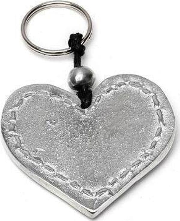 VESTOPAZZO---PORTACHIAVI-CUORE-CUCITO